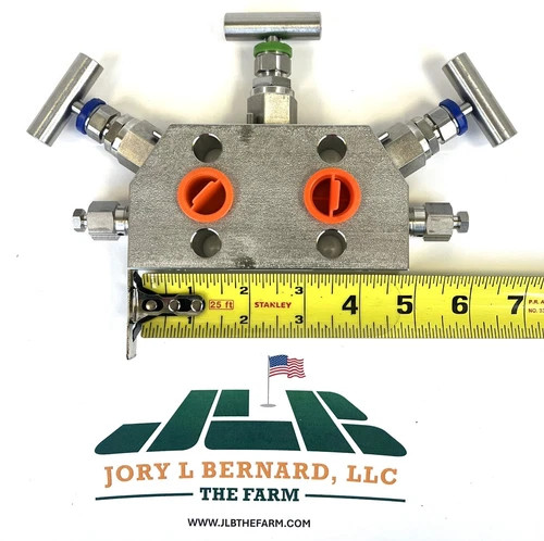 Rosemount 0305RC32B21 3-Valve Integral Manifold for Pressure Transmitters — product image 10 of 15