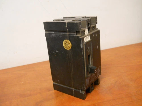 Westinghouse FB2150 150A 2-Pole 600V Molded Case Circuit Breaker — product image 3 of 5