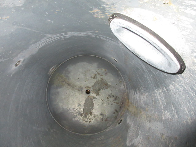 Manchester Tank Vertical Air Receiver Tank, 120 Gallon, 200 PSI — product image 5 of 7