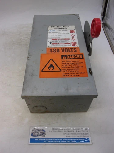 Cutler-Hammer DH361FGK Heavy Duty Safety Switch, 30A, 600V, 3-Pole, Fusible, NEMA 1 — primary product image