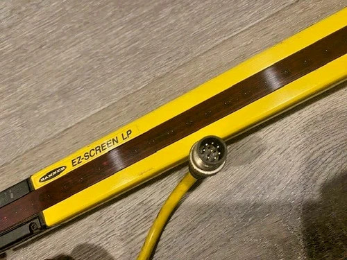 Banner Engineering EZ-SCREEN LP Safety Light Curtain Receiver SLPR25-1110P8 — product image 5 of 6