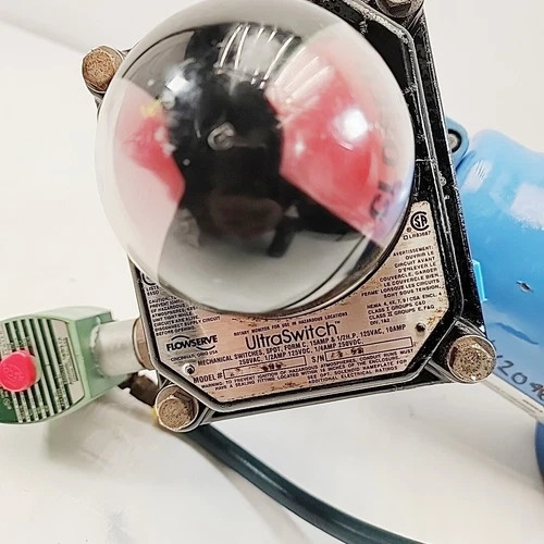 Neles Jamesbury 1/2" 5150 CL-150 Ball Valve with Quadra-Powr II Actuator — product image 11 of 12
