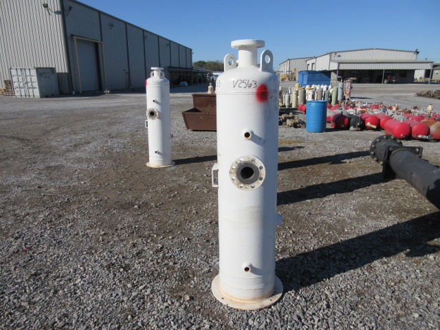 Atlantic Fabrication & Design SEPV-1604-720-3 Vertical Gas Scrubber, 16" x 4' — product image 2 of 8