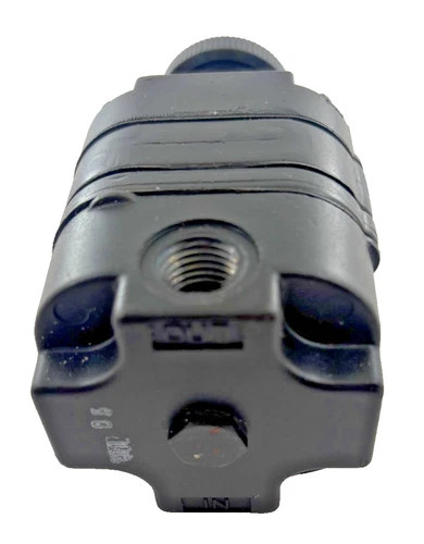 ARO Ingersoll Rand PR4021-300 Precision Pressure Regulator — product image 3 of 5