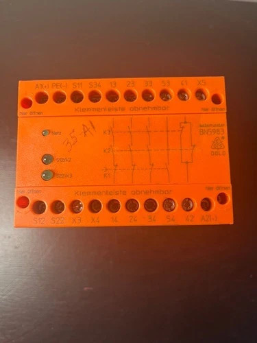E. Dold & Söhne BN5983.53/61 Safemaster Emergency Stop Safety Relay — product image 2 of 4