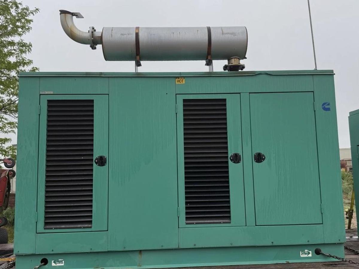 Cummins KTA50G 1000kW 4160V Diesel Generator Set
