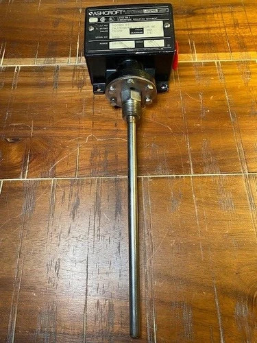 Ashcroft T424TS090XFS Temperature Switch — primary product image
