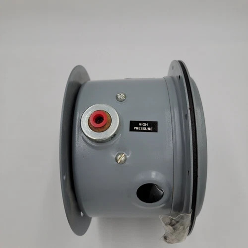 Mercoid DPSW 7233-153-R-61 Differential Pressure Switch — product image 7 of 11