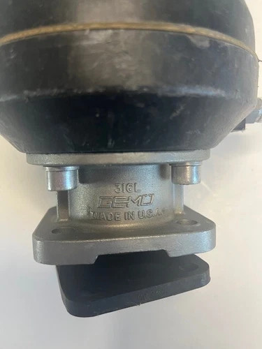 GEMÜ 687 Pneumatic Diaphragm Valve Actuator with 316L Stainless Steel Spacer — product image 2 of 5