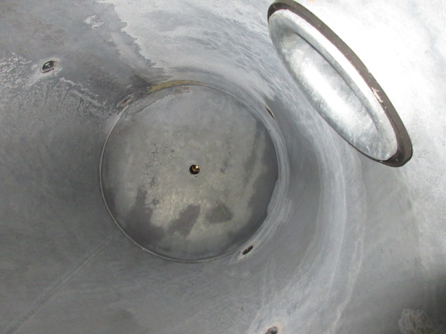 Manchester Tank 120 Gallon Vertical Air Receiver Tank A8009087 — product image 5 of 7