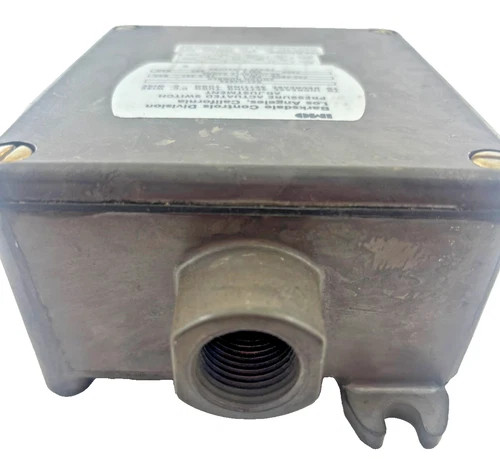 Barksdale B2T-A48SS Pressure Actuated Switch 240-4800 PSI — product image 3 of 6