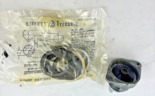 GE CR2940UB200B Oiltight Selector Switch Operator — product image 4 of 4