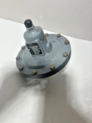 Fisher Type 6492L Regulator Pilot — primary product image
