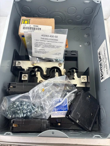 Square D Homeline Load Center HOM612L100S, 100A, 6 Spaces, 12 Circuits — product image 3 of 7
