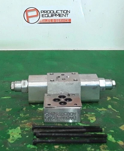 Sun Hydraulics Sandwich Manifold EBY 1HZ3-AC