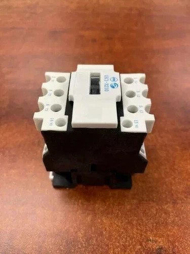 Tianshui GSC1-3210 3-Pole AC Contactor — product image 5 of 7