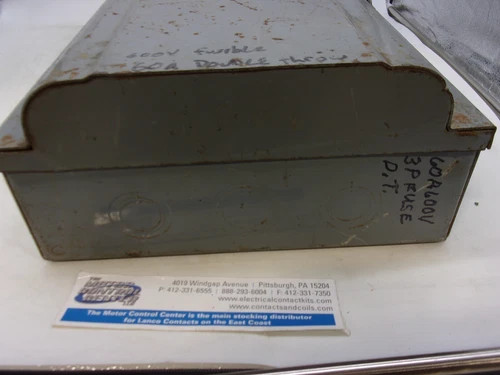 Cutler-Hammer 4162H312 Fusible Double Throw Safety Switch, 60A, 600V, 3P, NEMA 1 — product image 5 of 8