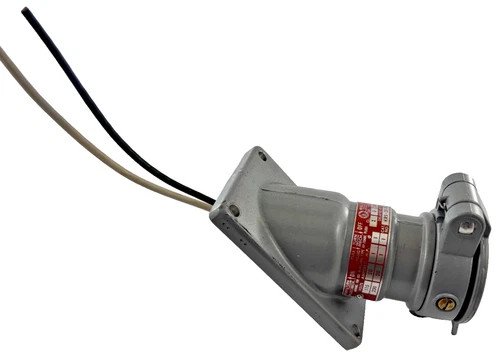Killark KRS-20SU38 Pin & Sleeve Receptacle 20A 115/230VAC — product image 4 of 6