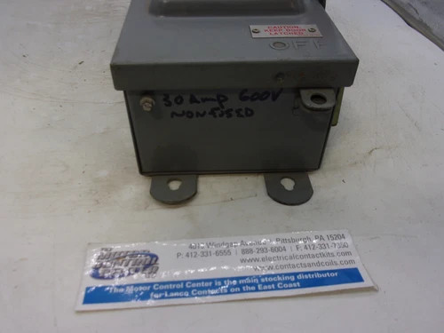 Square D HU361AWK Heavy Duty Safety Switch, 30A, 600V, 3-Pole, Non-Fusible, NEMA 12 — product image 5 of 8