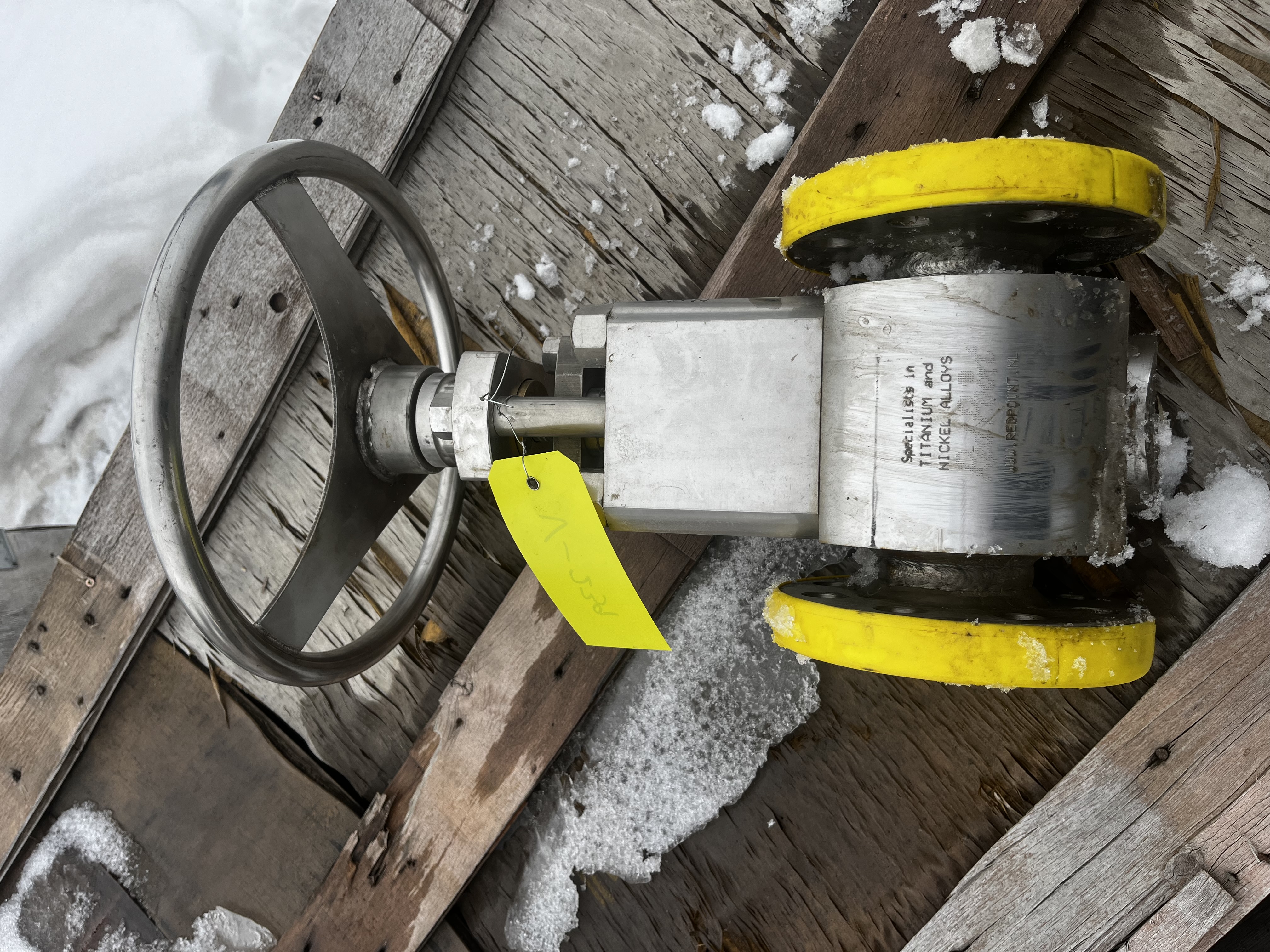 Red Point Alloys 2-Inch Class 300 Duplex Stainless Steel Gate Valve A182 F51 — primary product image