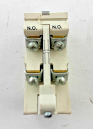 Cutler Hammer J20 Auxiliary Contacts Model C — product image 2 of 4