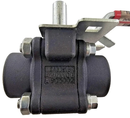 Flowserve Worcester Controls 3/8" H44466YVSE Carbon Steel Ball Valve — product image 2 of 6