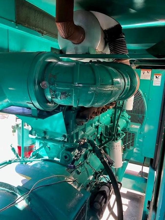 Cummins KTA50G 1000kW 4160V Diesel Generator Set — product image 4 of 6