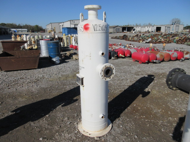 Atlantic Fabrication & Design SEPV-1604-720-3 Vertical Gas Scrubber, 16" x 4' — product image 2 of 8