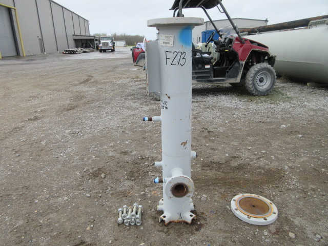 Peco Facet Vertical Gas Filter Coalescer Model 26-1-312-6-285-2 — product image 9 of 10