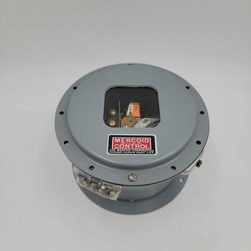 Mercoid DPSW 7233-153-R-61 Differential Pressure Switch