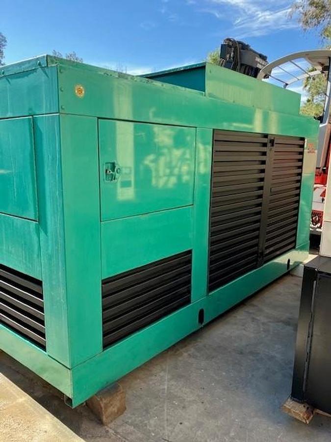 Cummins KTA50G 1000kW 4160V Diesel Generator Set