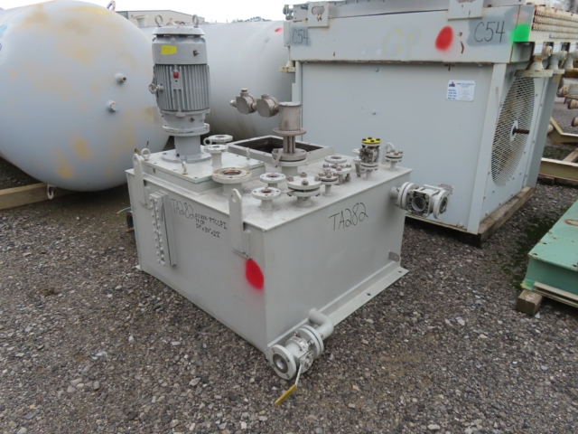 Custom Hydraulic Power Unit TA282 with 5HP Motor and Immersion Heaters — product image 5 of 10