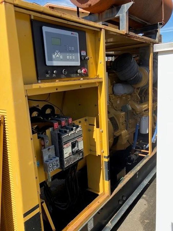Caterpillar 3508 Diesel Generator Set 750 kW — product image 3 of 6