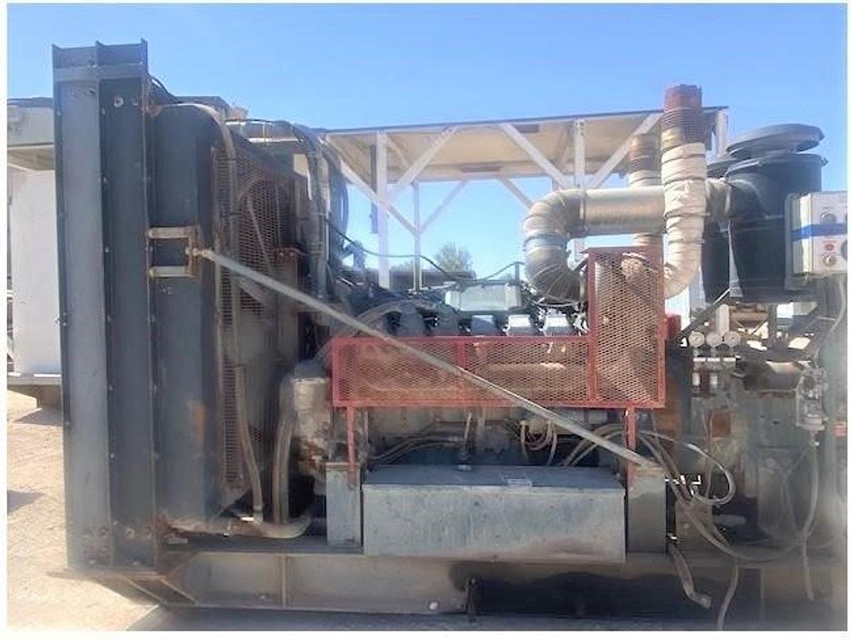 MTU Detroit Diesel 16V2000 M36 R1637M36 Diesel Engine with Radiator Skid