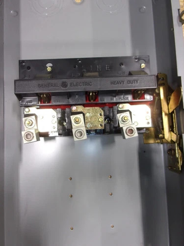 General Electric THN3364 Heavy Duty Safety Switch — product image 7 of 8