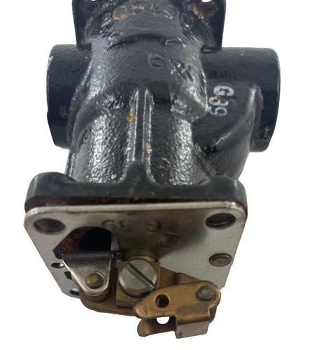 McDonnell & Miller SA101-102 Valve and Strainer Assembly — product image 5 of 6