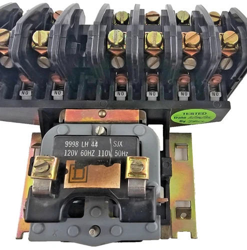 Square D 8903LO80V02 8-Pole Lighting Contactor — product image 4 of 9