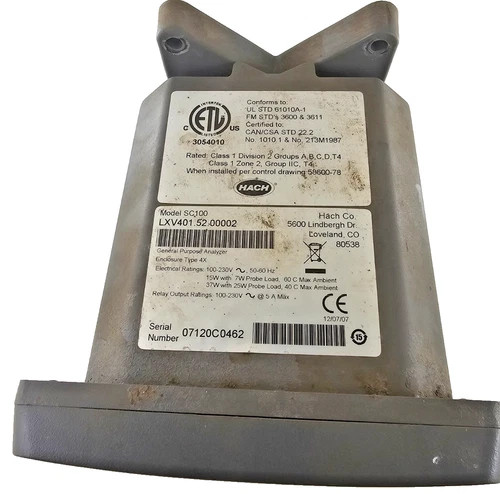 Hach sc100 General Purpose Analyzer Controller LXV401.52.00002 — product image 2 of 6
