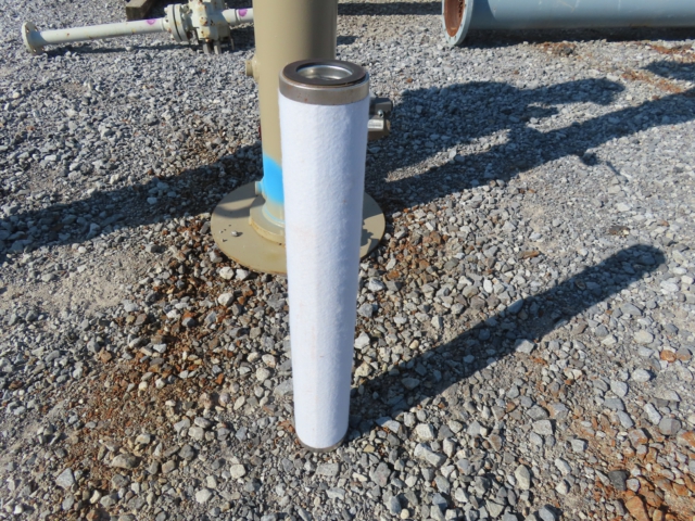 Bailey's Welding & Machine Fuel Gas Filter Vessel 6-3/4" x 4'3" — product image 2 of 10