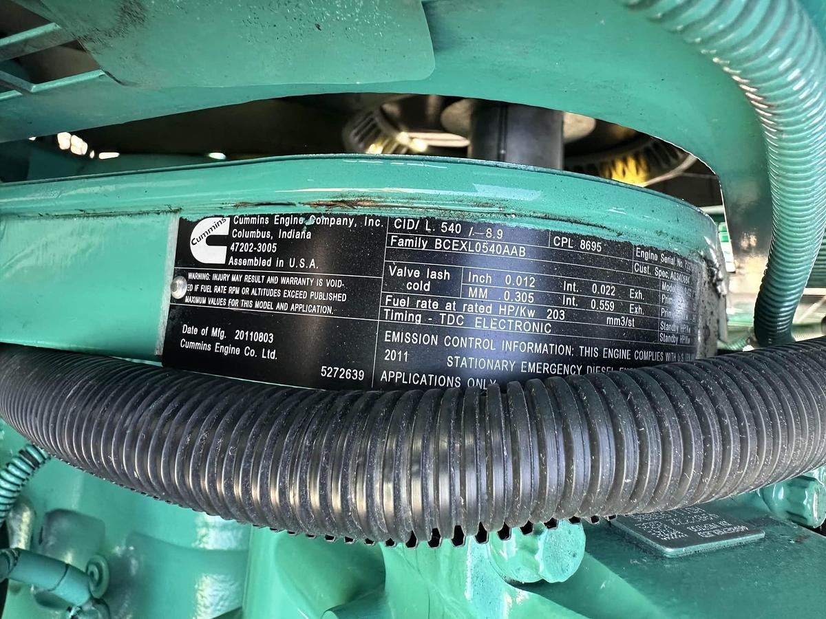 Cummins C300D6R 300 kW Trailer-Mounted Diesel Generator — product image 6 of 9