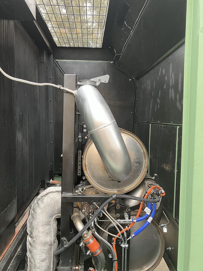 Sullair 900/1150XH Portable Diesel Air Compressor — product image 2 of 7