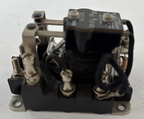 Struthers-Dunn Dunco Relay B1XBX 10-12V 60CY — product image 6 of 6