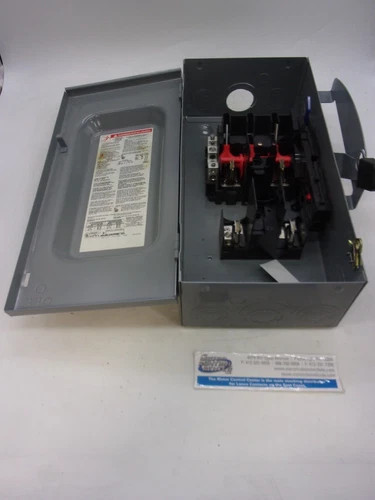 Square D D223N General Duty Safety Switch, 100A, 240V, Fusible, NEMA 1 — product image 4 of 8