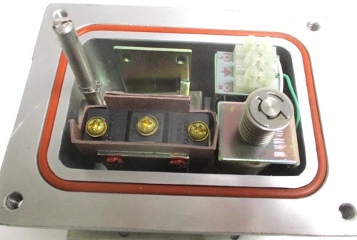 Metrix VibrAlert 5550-111-33 Mechanical Vibration Switch — product image 6 of 11