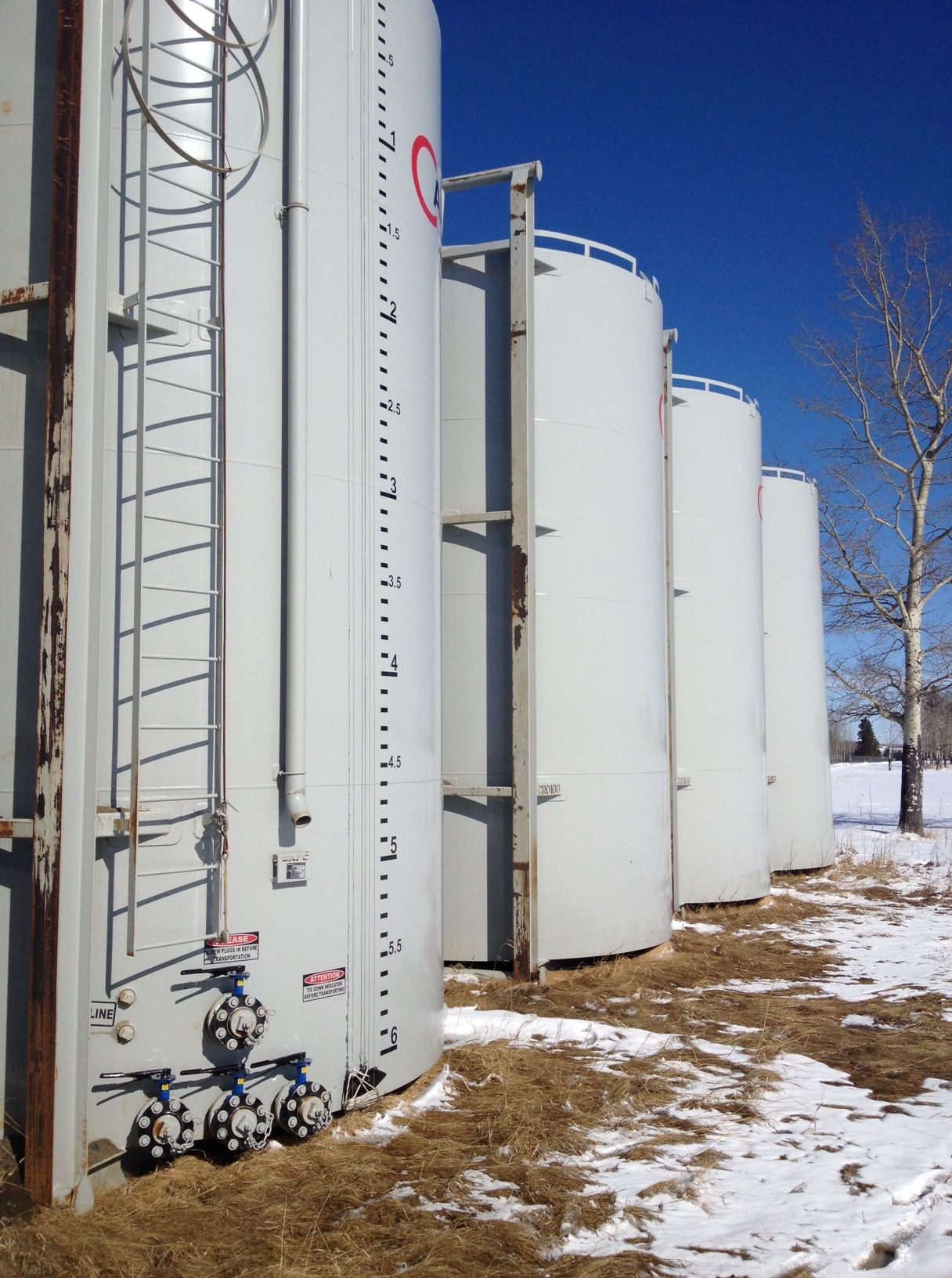 Lightly Used 400 BBL Frac Tanks