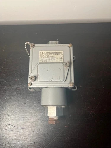 CCS 604GZ11-7011 Adjustable Pressure Switch 150 PSIG — primary product image
