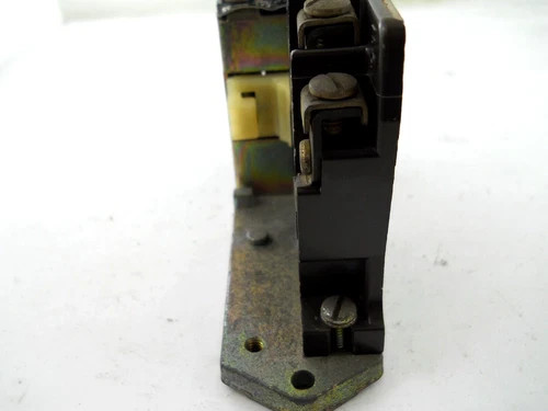 Joslyn Clark 5SR Slim Jim Relay with KPMA-1 Contact Block and TB139-1 Coil — product image 6 of 8
