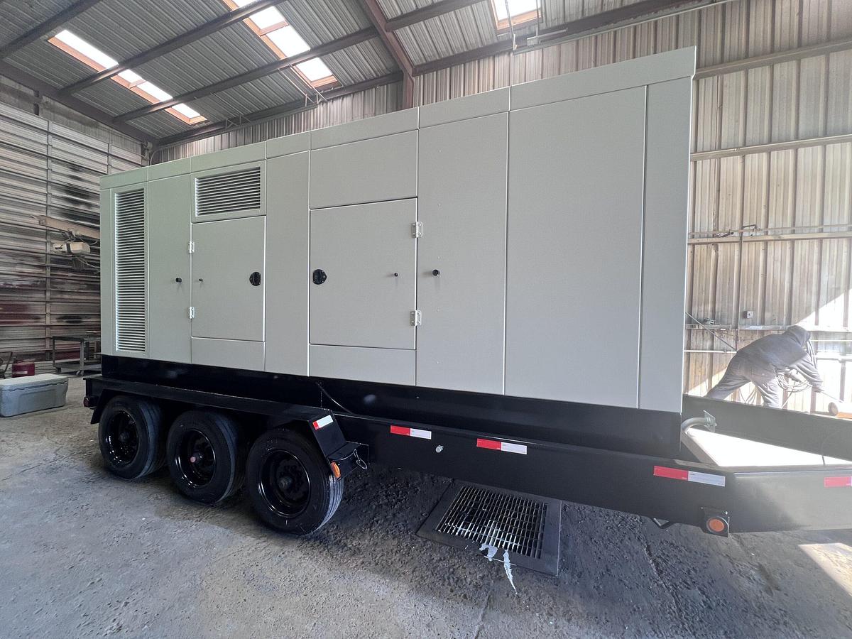 Caterpillar C32 1000 kW Diesel Generator Set — product image 4 of 7