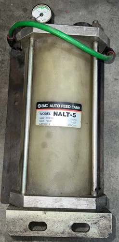 SMC Pneumatic Auto Feed Tank NALT-5 — primary product image