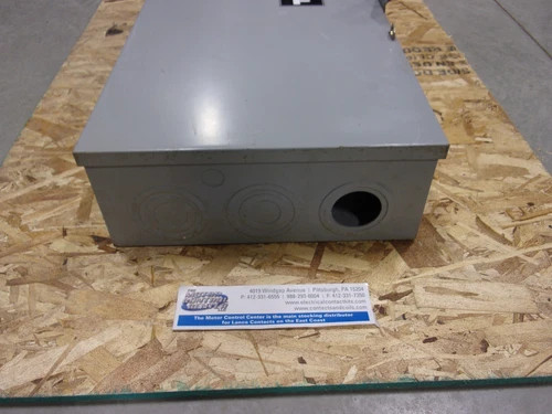 General Electric THN3364 Heavy Duty Safety Switch — product image 2 of 8